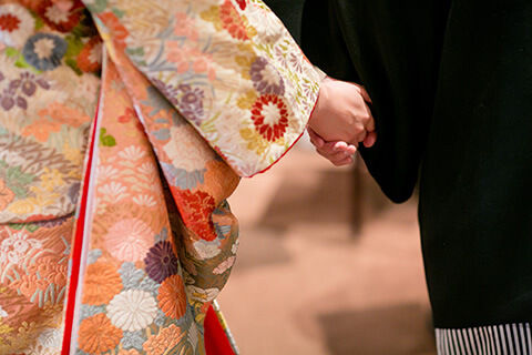 色打掛：唐織秋草花